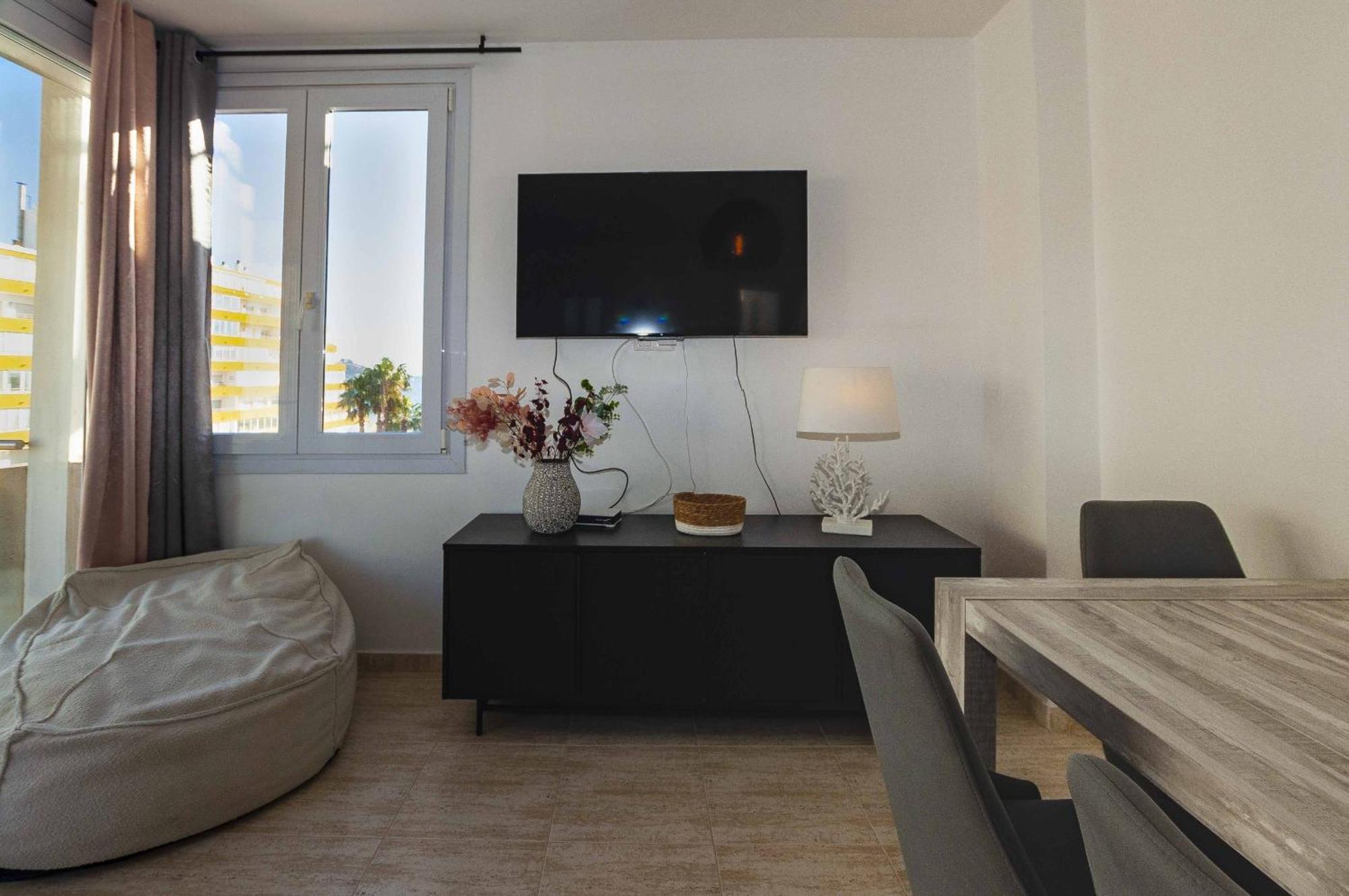 Apartment 1236 Carla Mar 50m Playa - Apivend Immo *